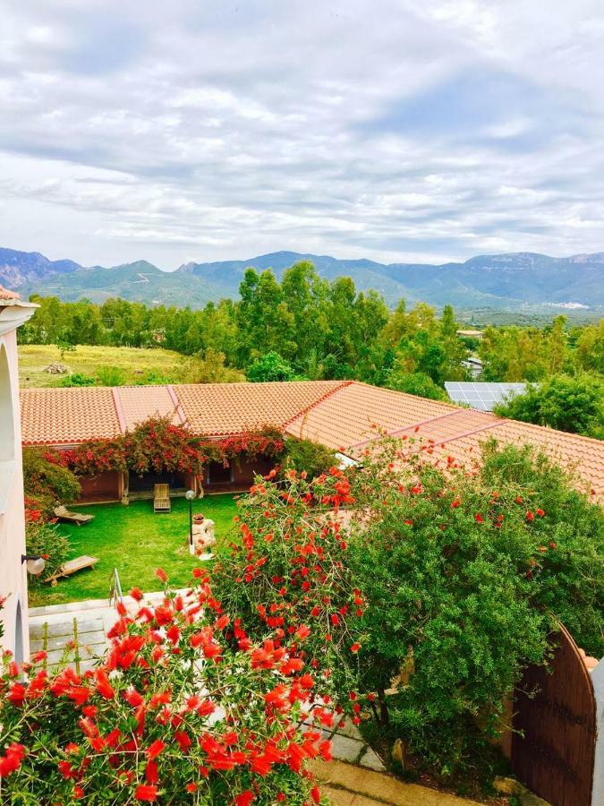 Sant Efisio Hotel Lotzorai Kültér fotó